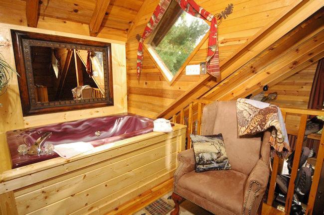 #754 Bear Hugs Gatlinburg Exterior foto